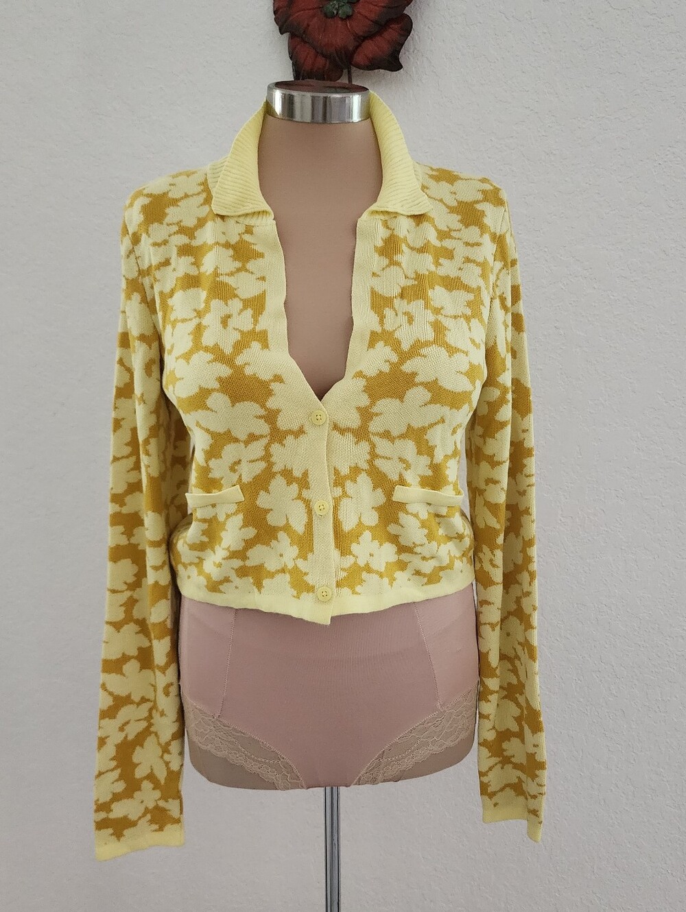 ANTHROPOLIGIE | Yellow Floral Knit Collared Cardigan